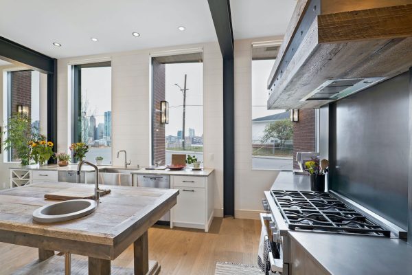 SOLD_1802SalisburySt_20201015_39